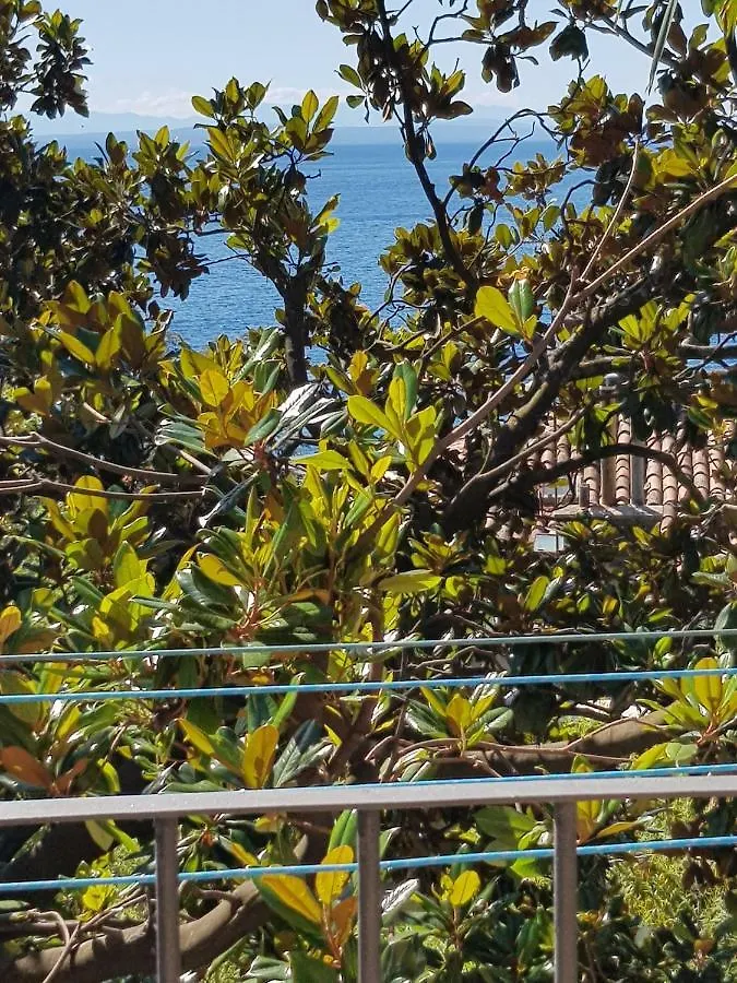 Sunny Apartment 150 M From The Sea Abbázia 0*,